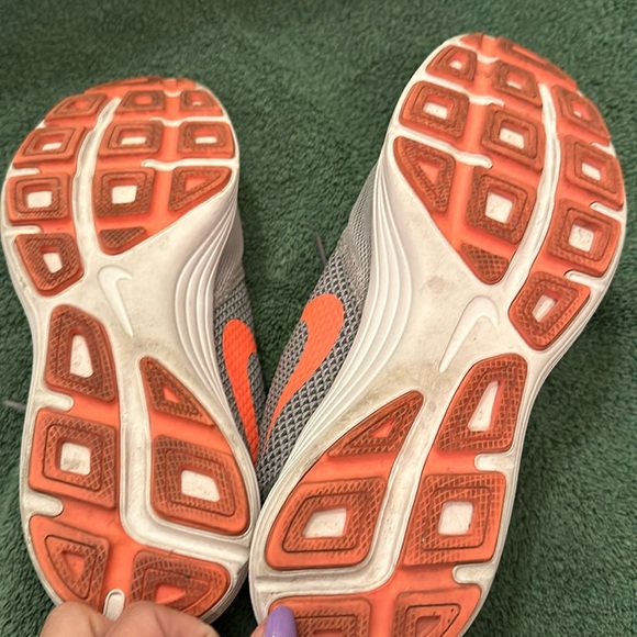 Nike Revolution 3 shoes - Picture 4 of 6